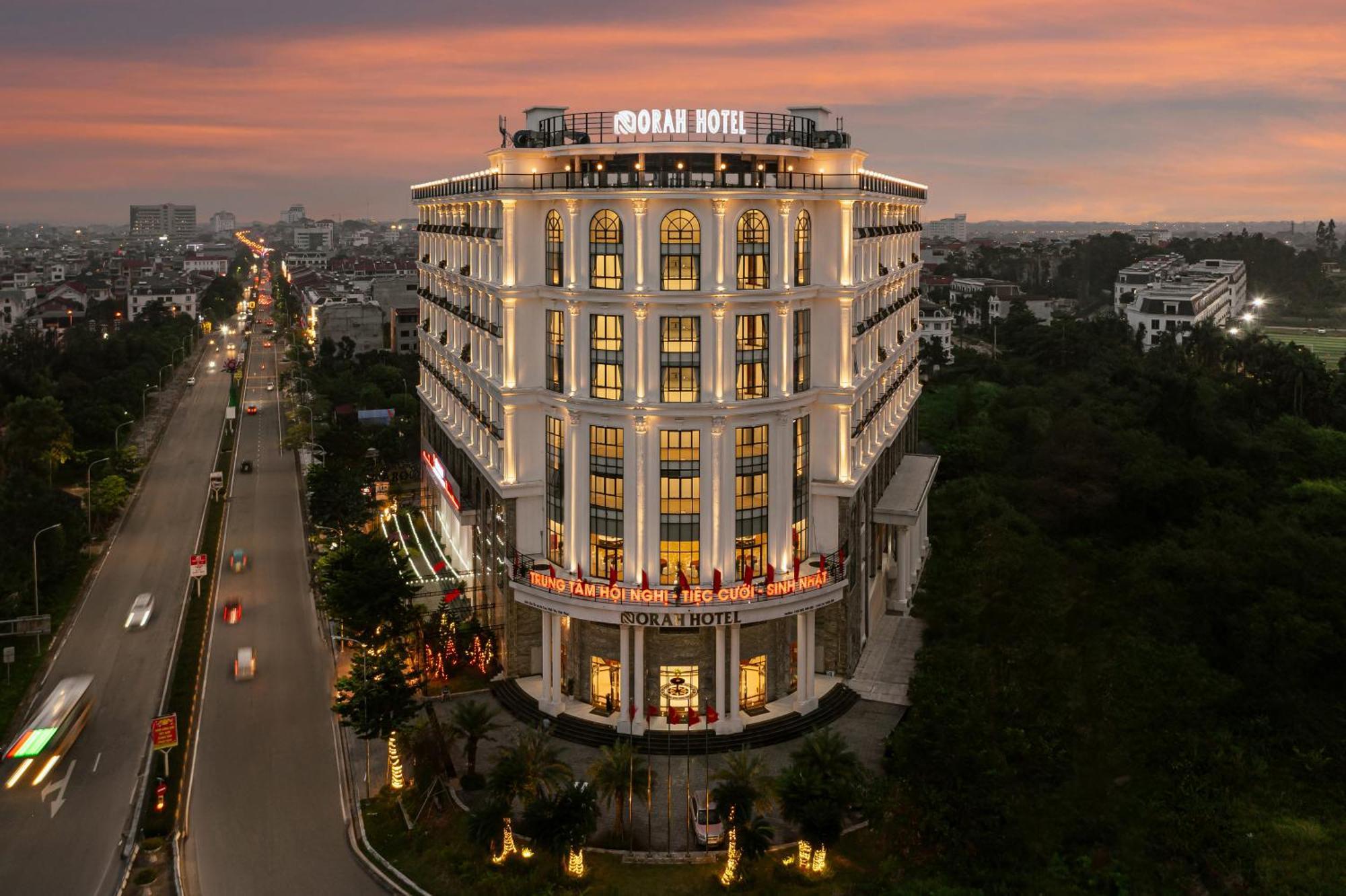 Norah Khách sạn *